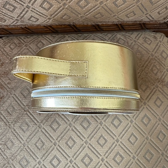 Marc Jacobs Gold and White Daisy Bag - Picture 2 of 3